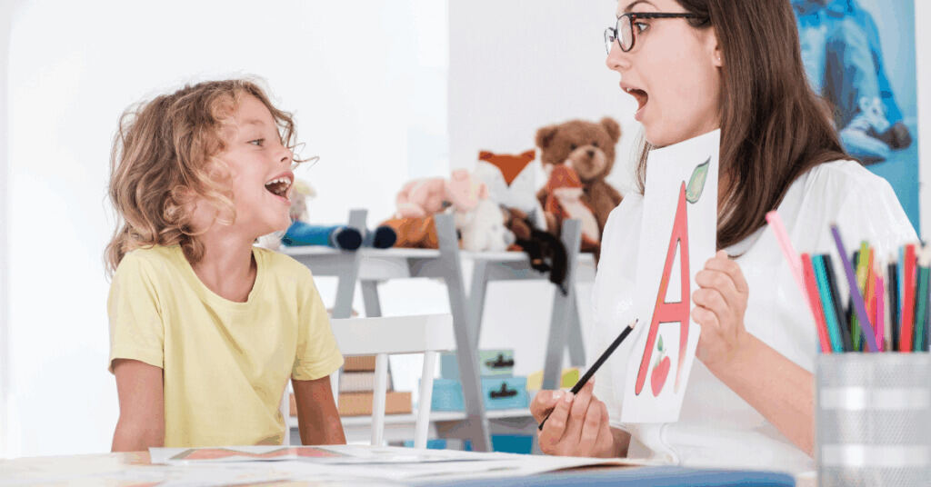 Fonoaudiologia infantil: benefícios, quando procurar e como ajuda no desenvolvimento